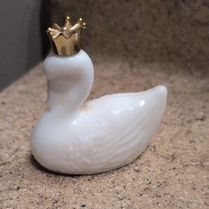 Avon Unforgettable Cologne in Elegant White